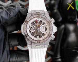 Hublot BIG BANG series 411.NM.1170.RX wristwatch