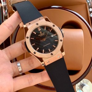 Hublot Classic Fusion Series 581.OX.2610.RX Watch