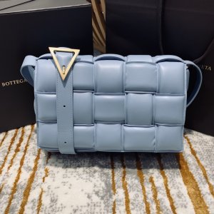 BOTTEGA VENETA HANDBAG light blue