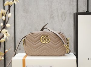 GG MARMONT SMALL SHOULDER BAG