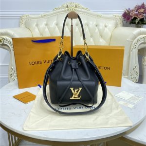 Louis Vuitton Lockme Bucket Black