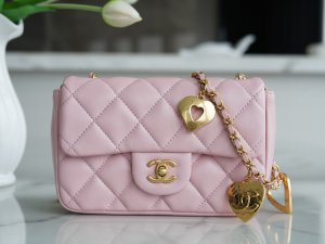 CHANEL CROSSBODY BAG pink