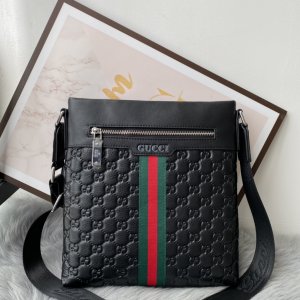 GUCCI Crossbody Bag