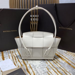 Bottega Veneta Medium Arco 33 Bag in plain white