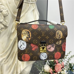 Louis Vuitton Pochette Metis