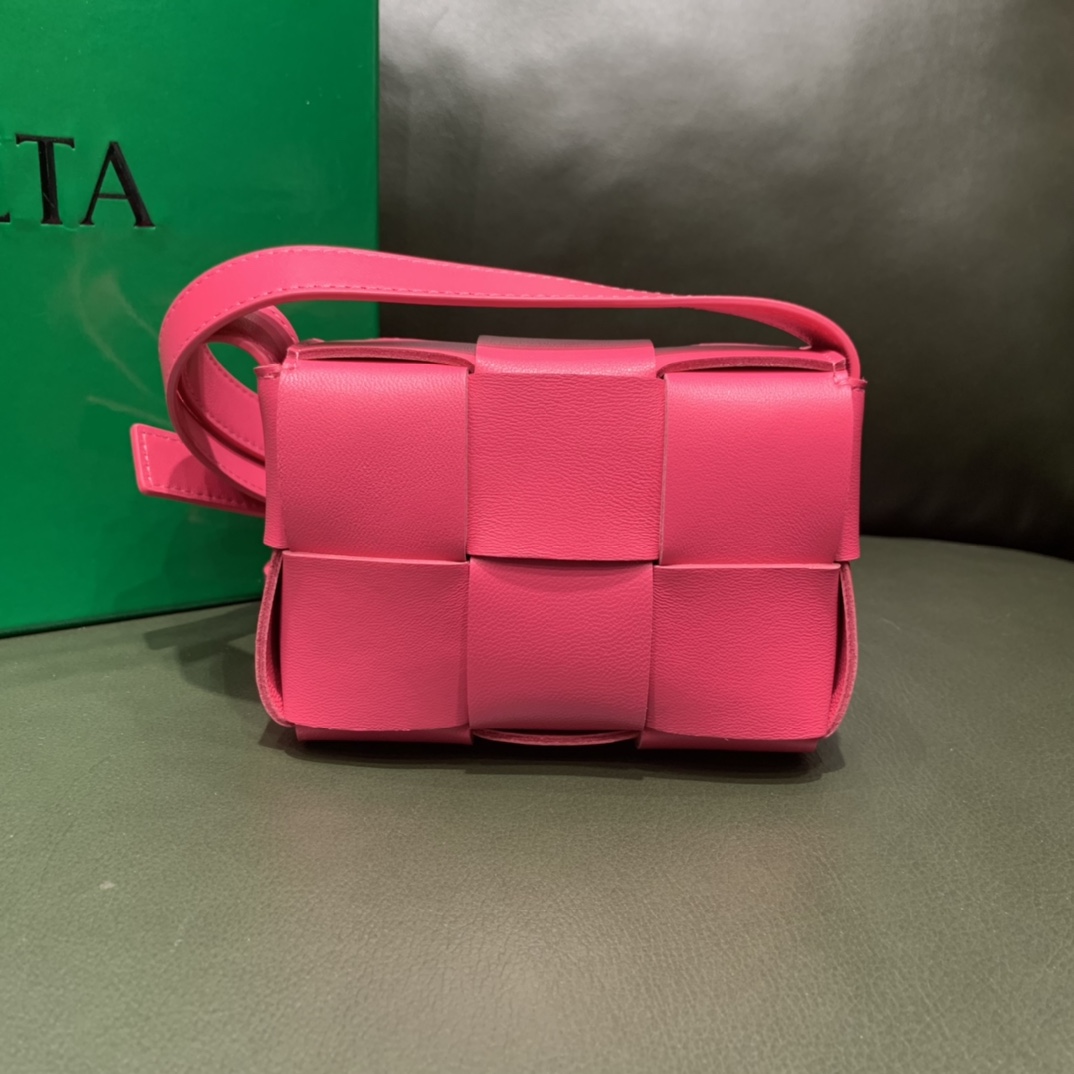 BOTTEGA VENETA card wallet PINK