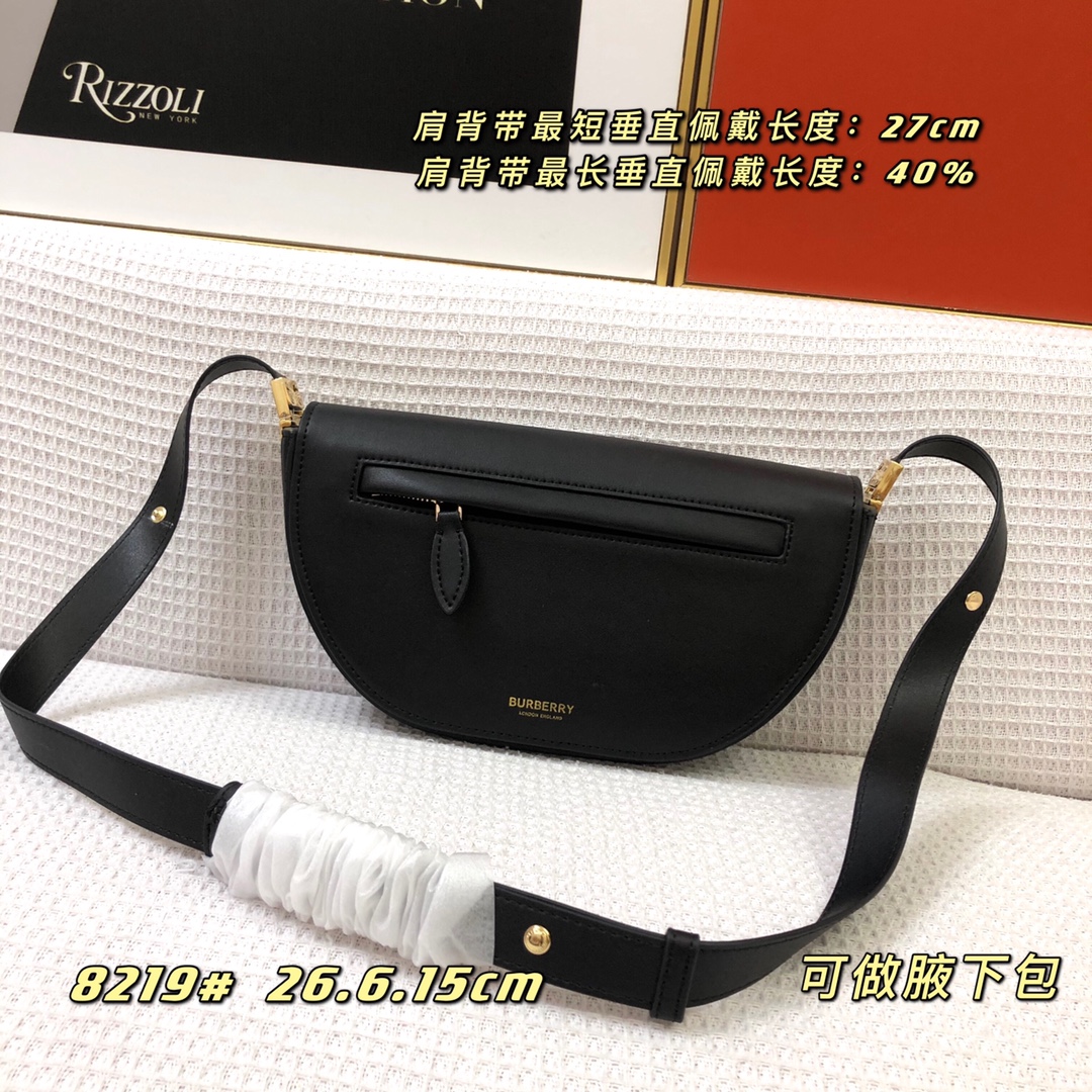 BURBERRY HANDBAG black