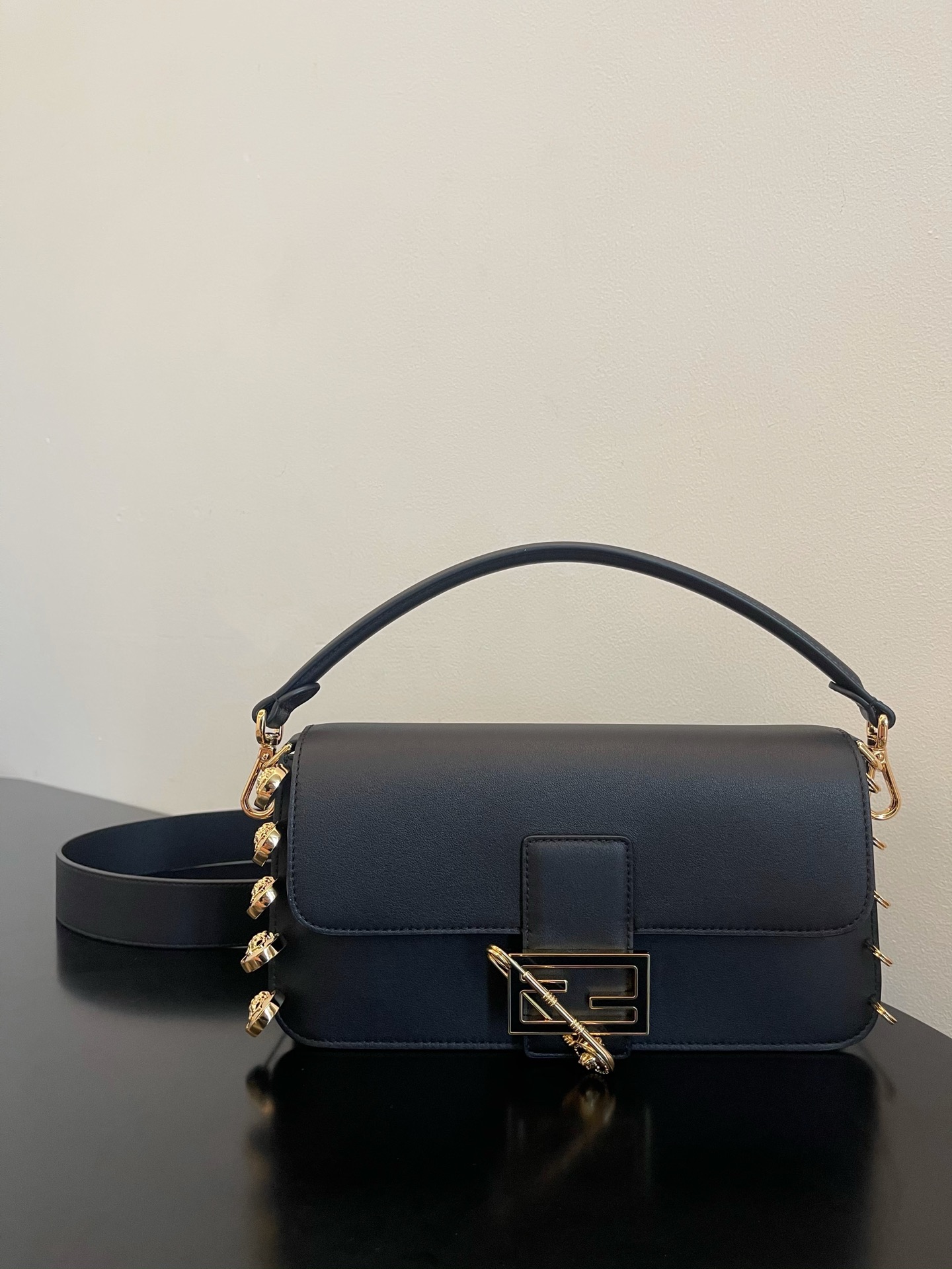 FENDI HANDBAG Black