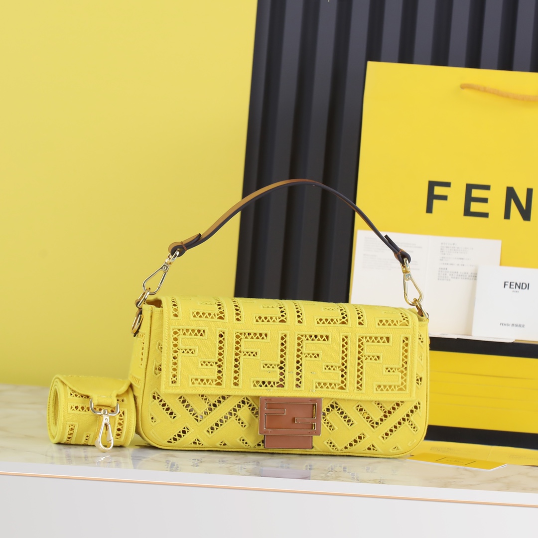 FENDI HANDBAG Yellow