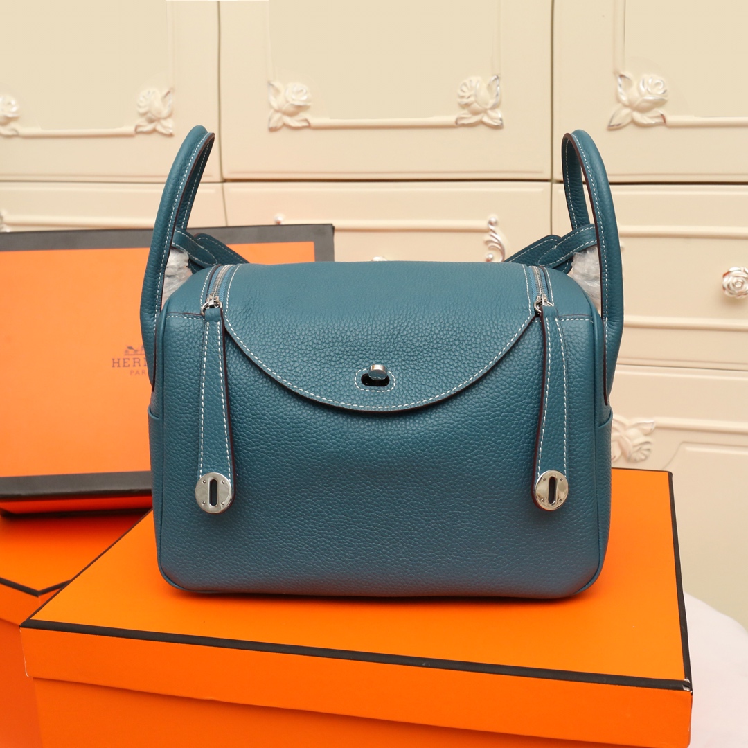 HERMES HANDBAG LINDY Blue