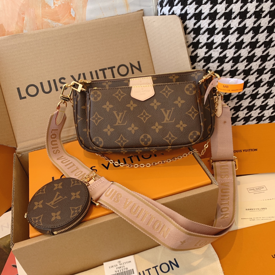 LOUIS VUITTON CROSSBODY BAG monogram