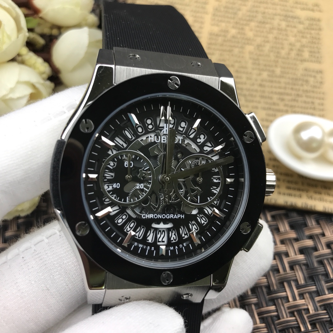 Hublot Men’s Mechanical Wristwatch