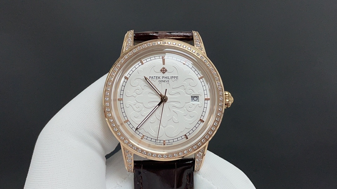 Patek Philippe PATEKPHILIPPE Classic Collection Watch