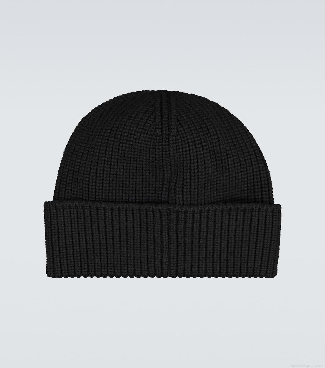 Canada GooseArctic Disc Toque ribbed hat