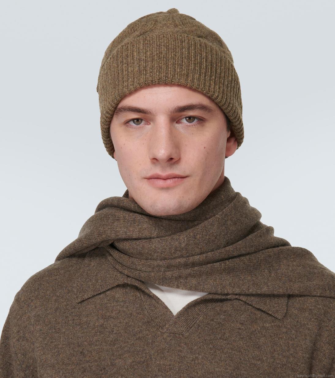 Le KashaAbobo cable-knit cashmere beanie