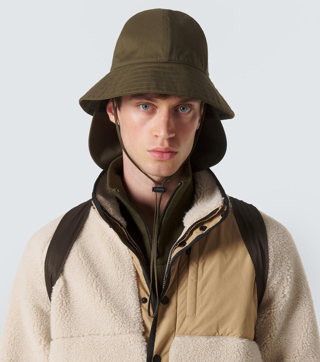 Loro PianaWool-blend technical bucket hat