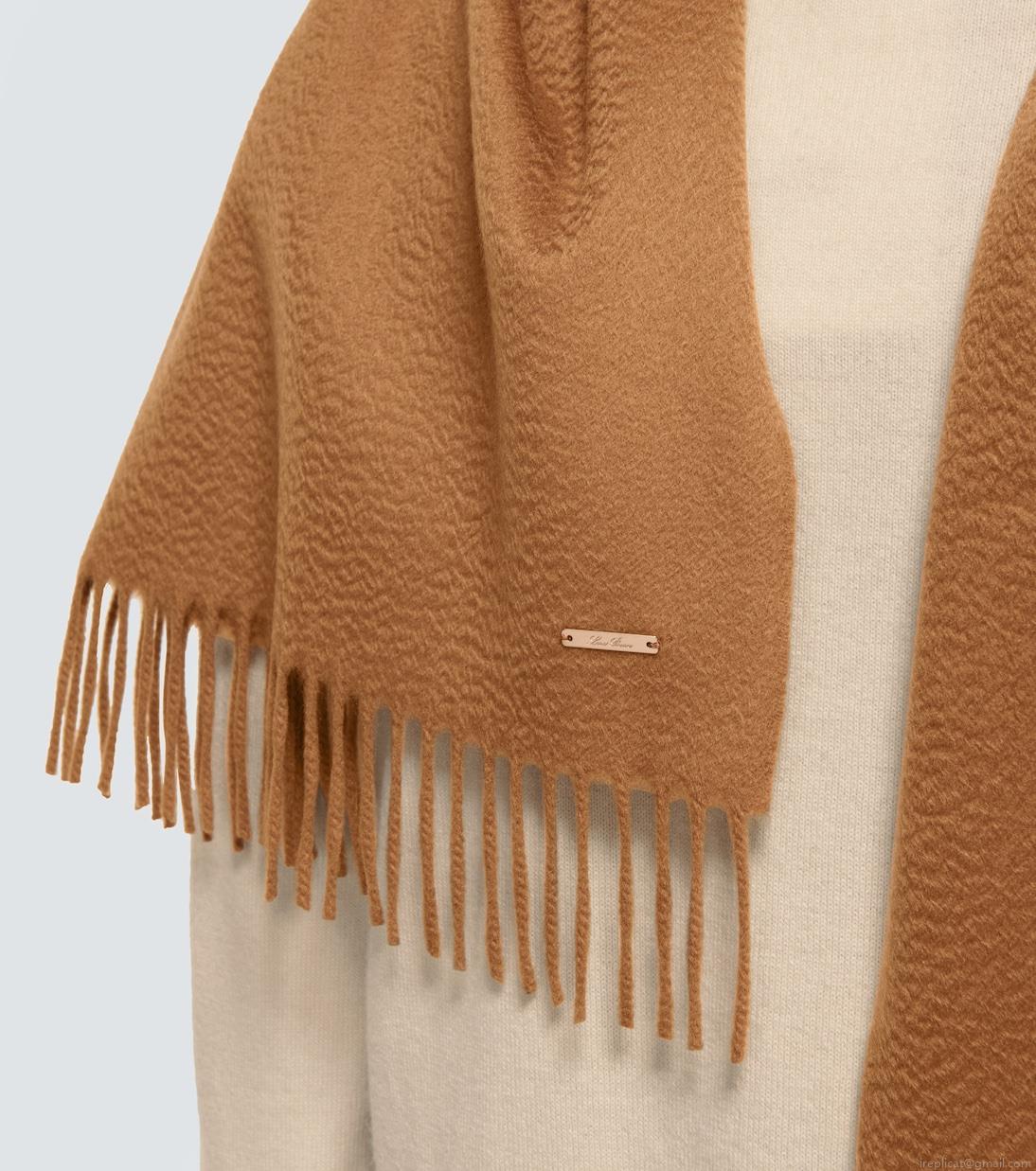 Loro PianaGrande Unita cashmere scarf