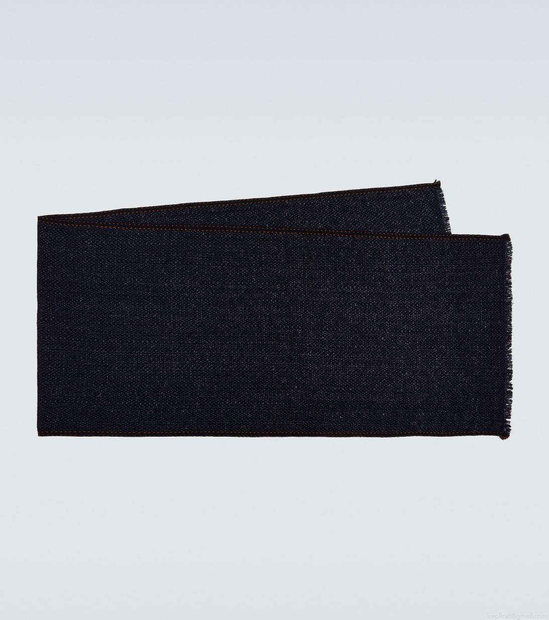 Loro PianaCashmere-blend scarf