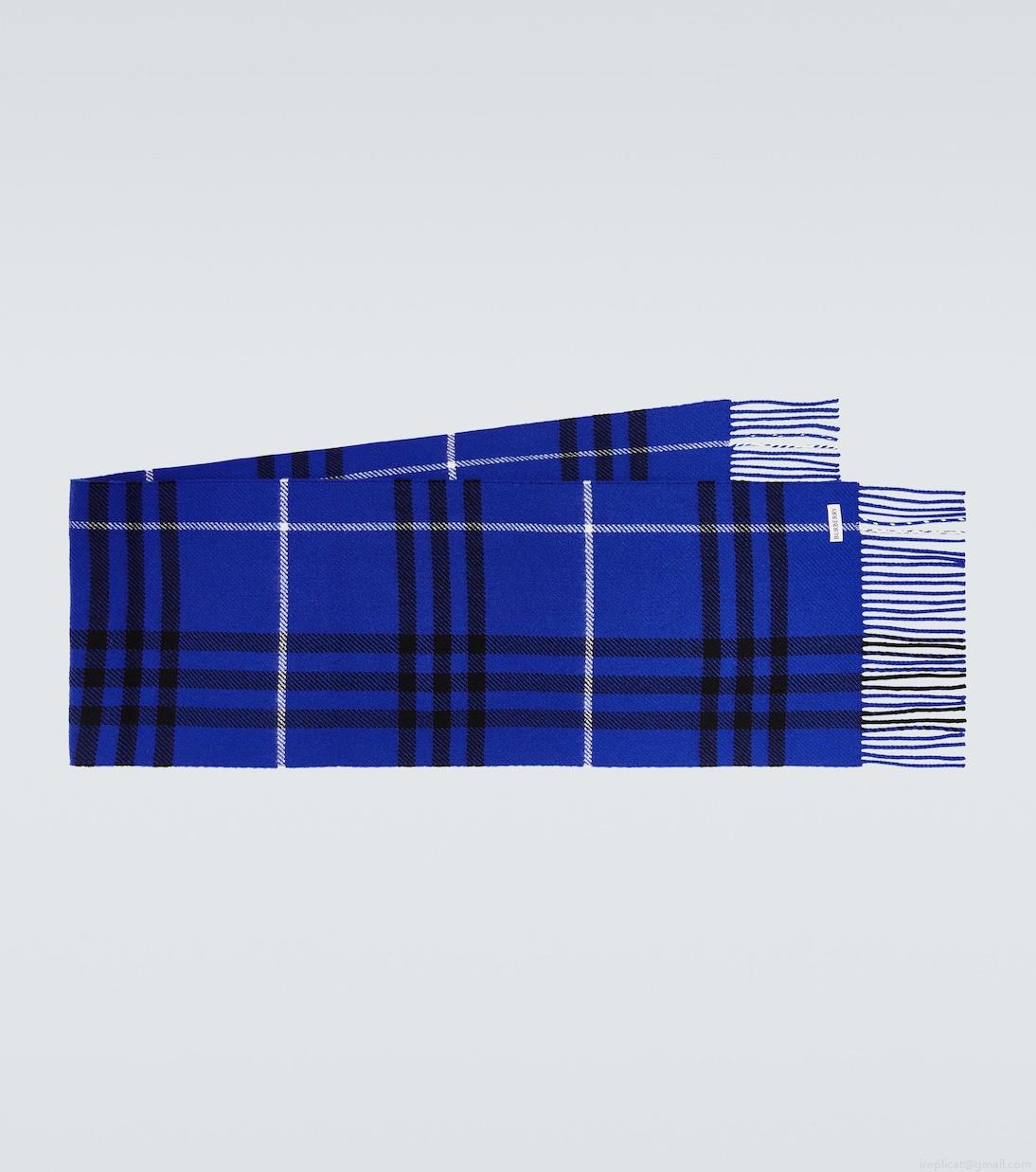 BurberryBurberry Check wool and cashmere scarf