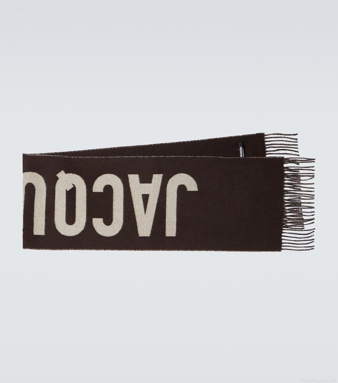 JacquemusL\'écharpe Jacquemus virgin wool scarf