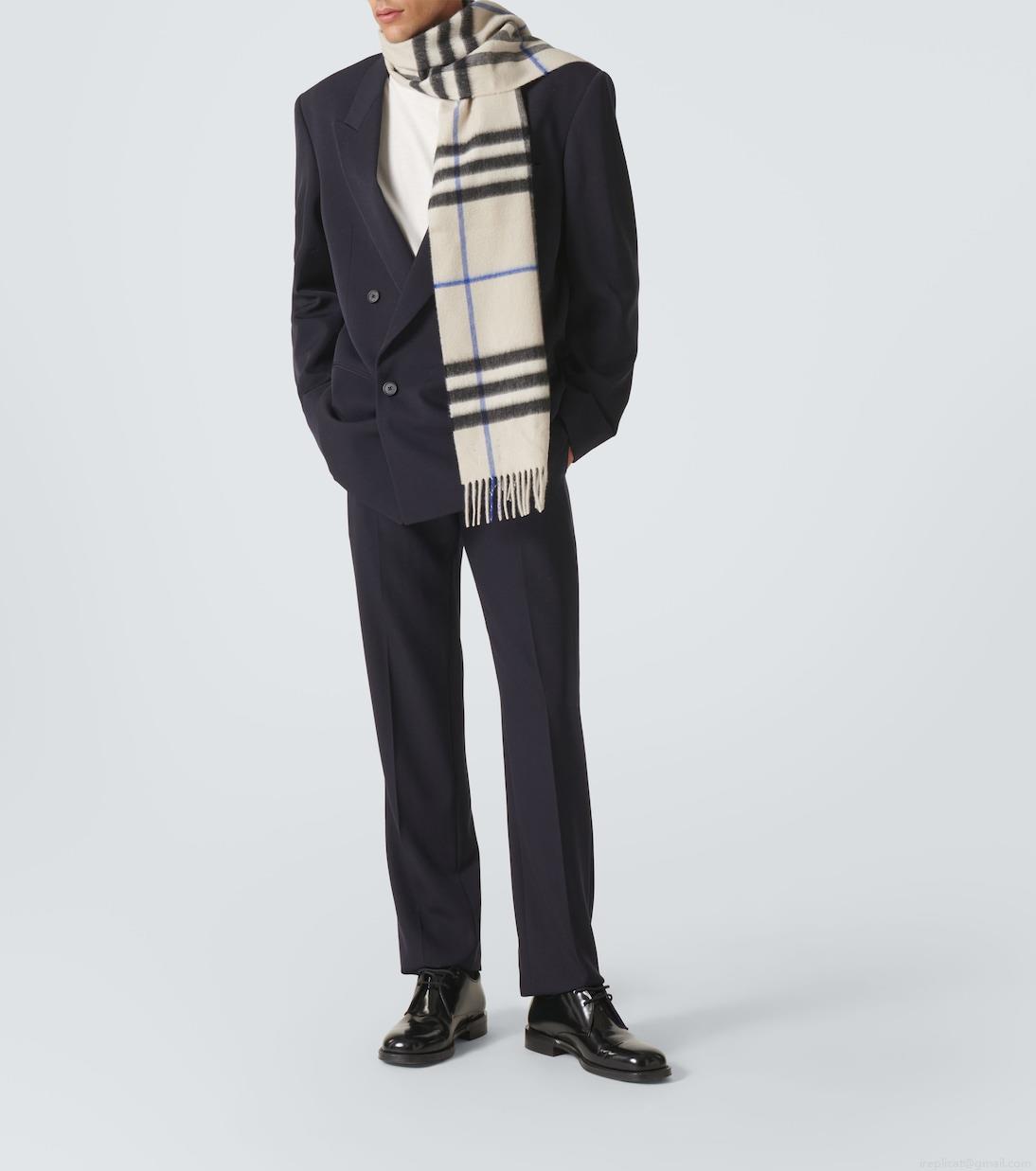 BurberryBurberry Check fringed cashmere scarf