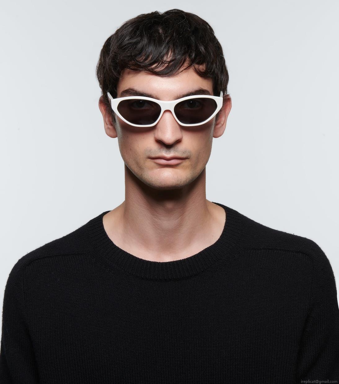 Celine EyewearCat-eye sunglasses