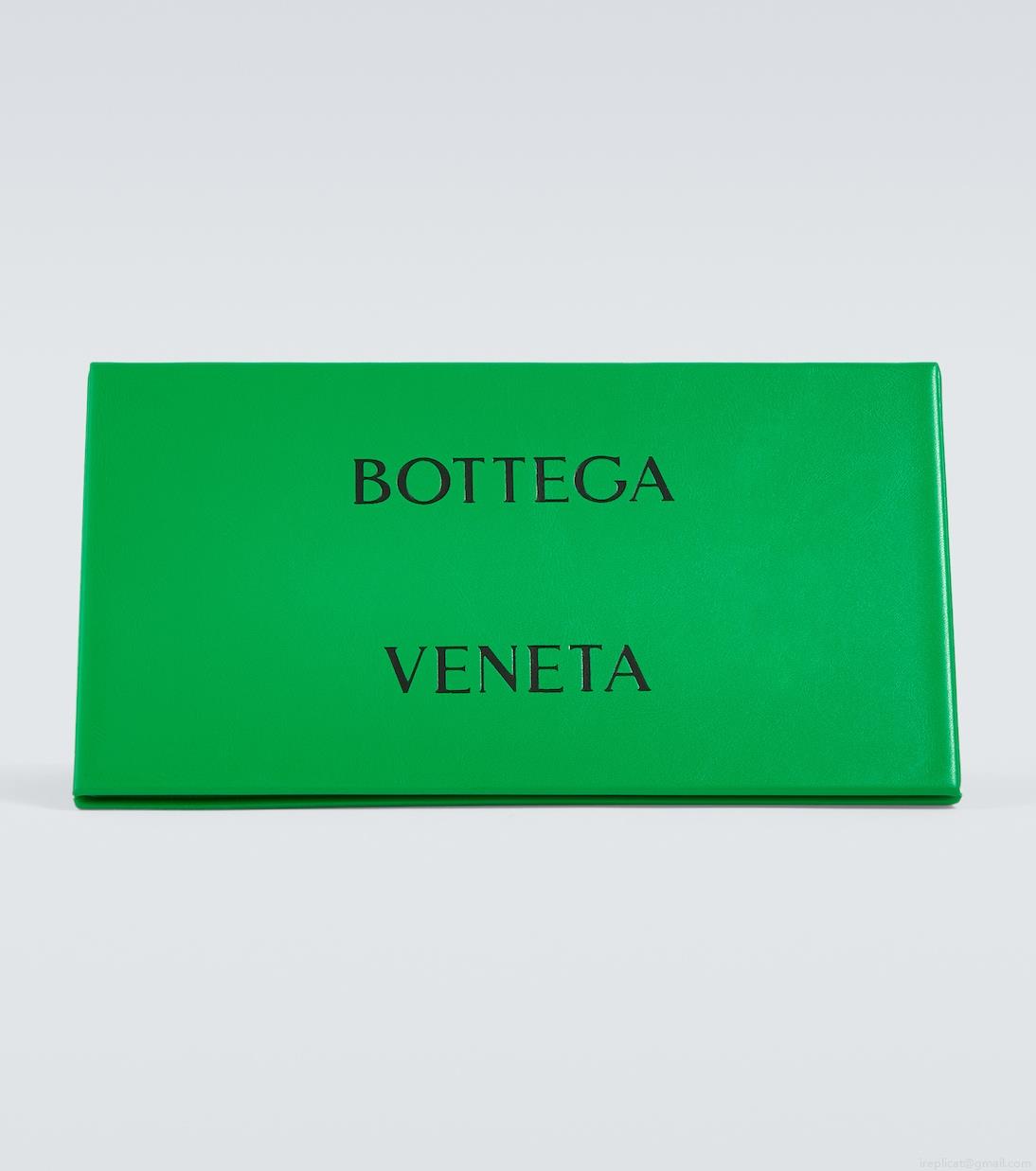 Bottega VenetaUnapologetic rectangular sunglasses