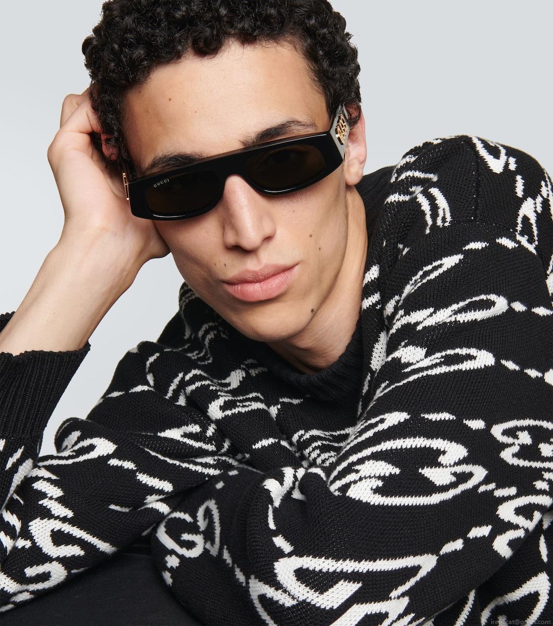 GucciLogo flat-top sunglasses