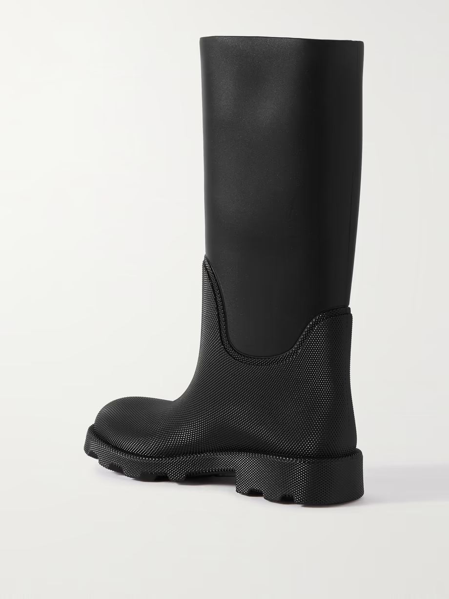 Rubber knee boots