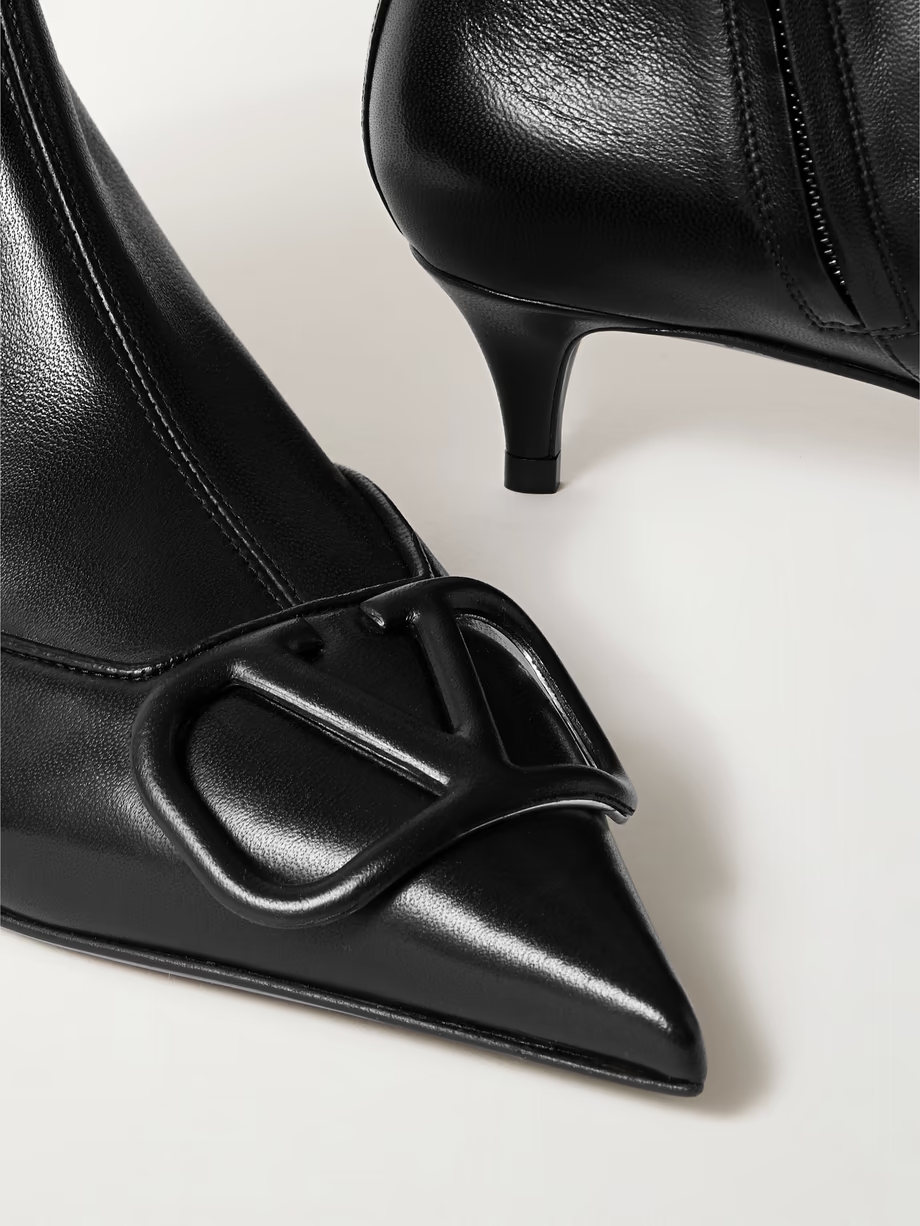 VLOGO 40 leather ankle boots