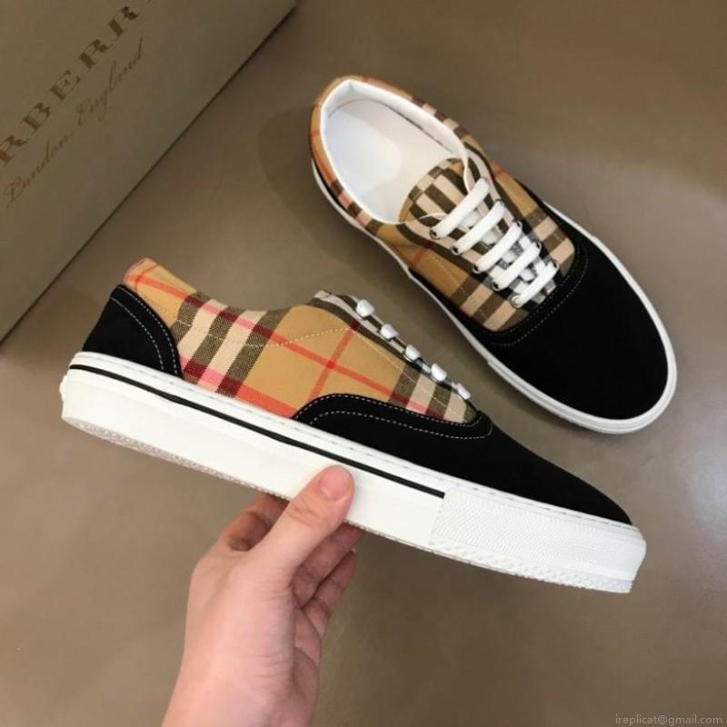 2022 Burberry Man low Cut 1216 Burberry sz38-45 1C n1010