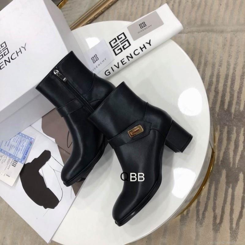 Givenchy short boots Woman Ts GIVENCHY 121102 sz35-40QL