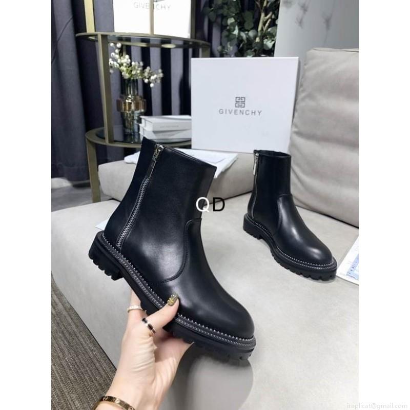 Givenchy short boots Woman Ts GIVENCHY 082706 sz35-41GDT