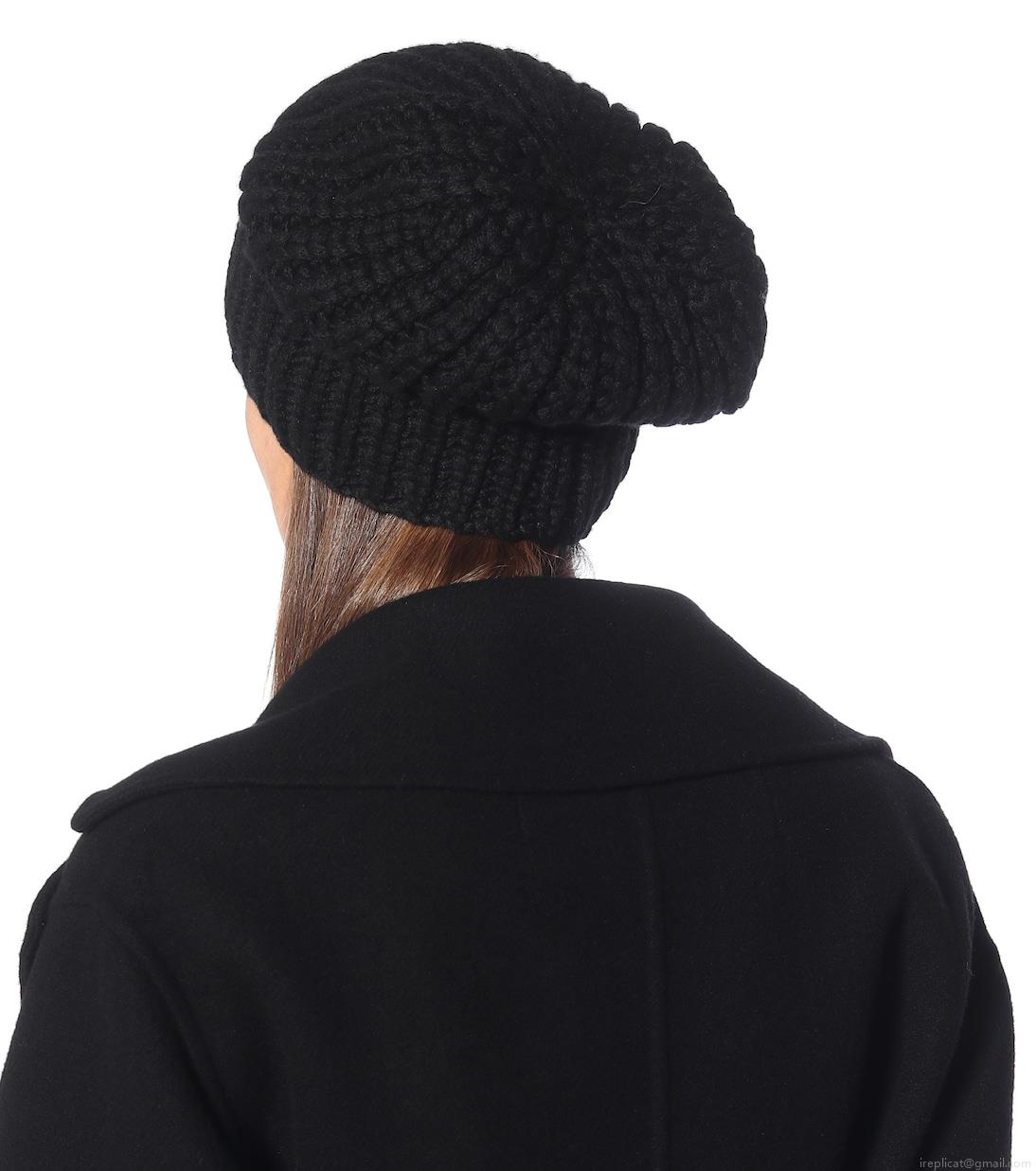 The RowAyfer cashmere beanie