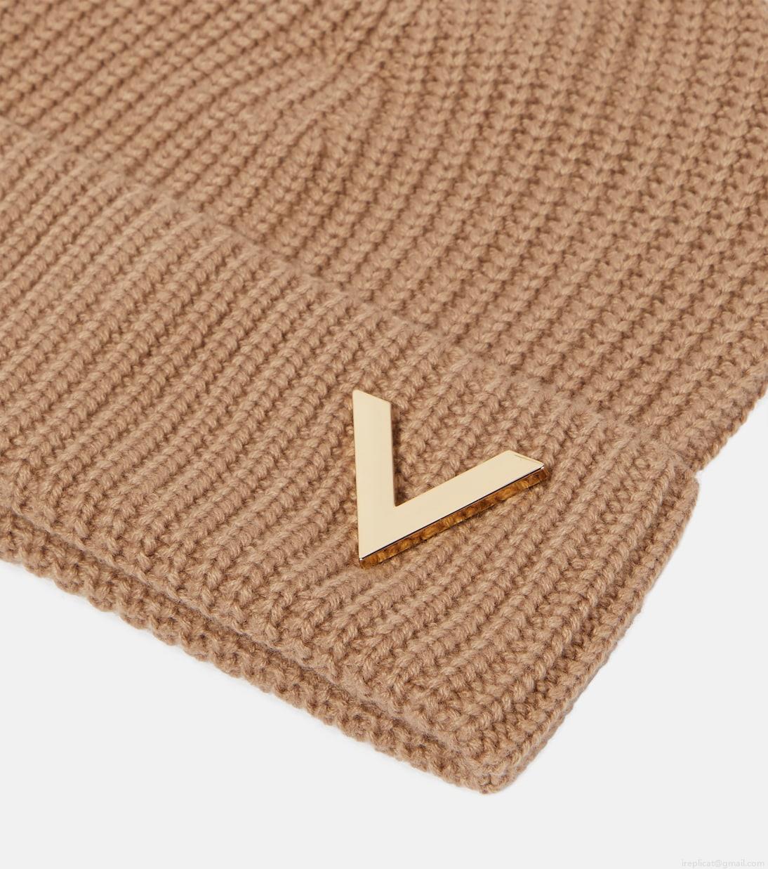 ValentinoRibbed-knit embellished cashmere beanie