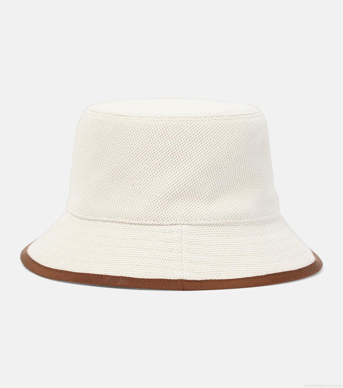 GucciLogo canvas bucket hat