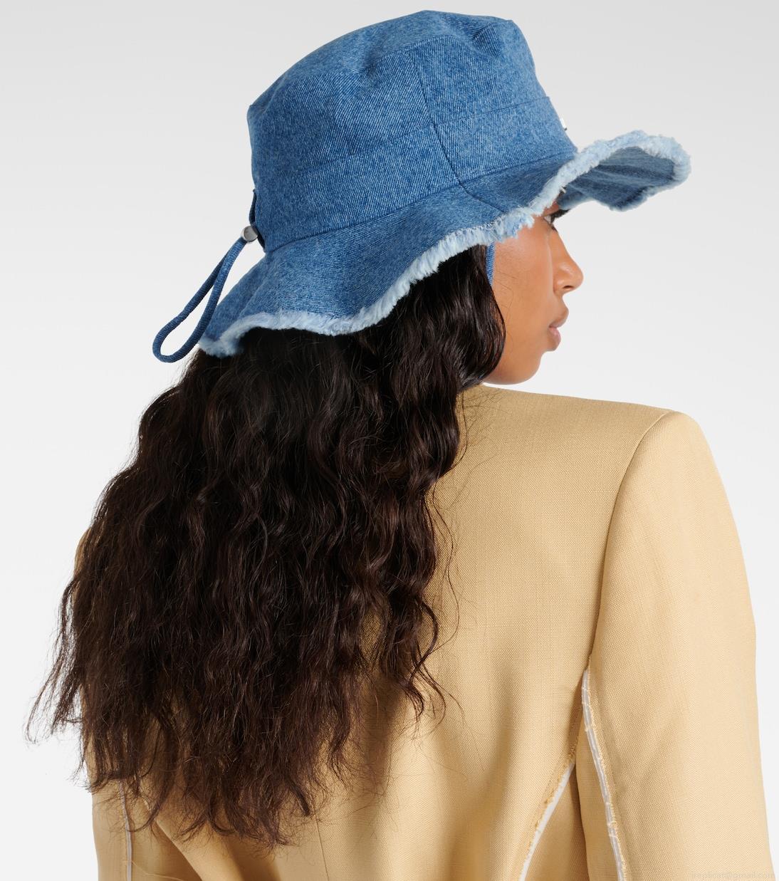 JacquemusLe Bob Artichaut denim hat