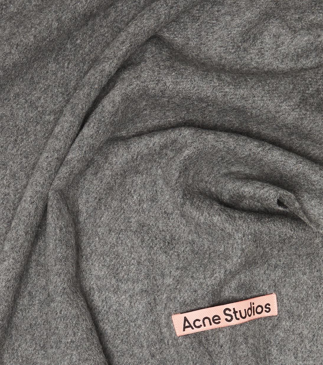 Acne StudiosCanada Narrow cashmere scarf