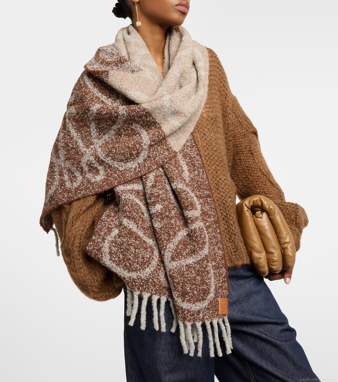 LoeweAnagram alpaca and wool-blend scarf