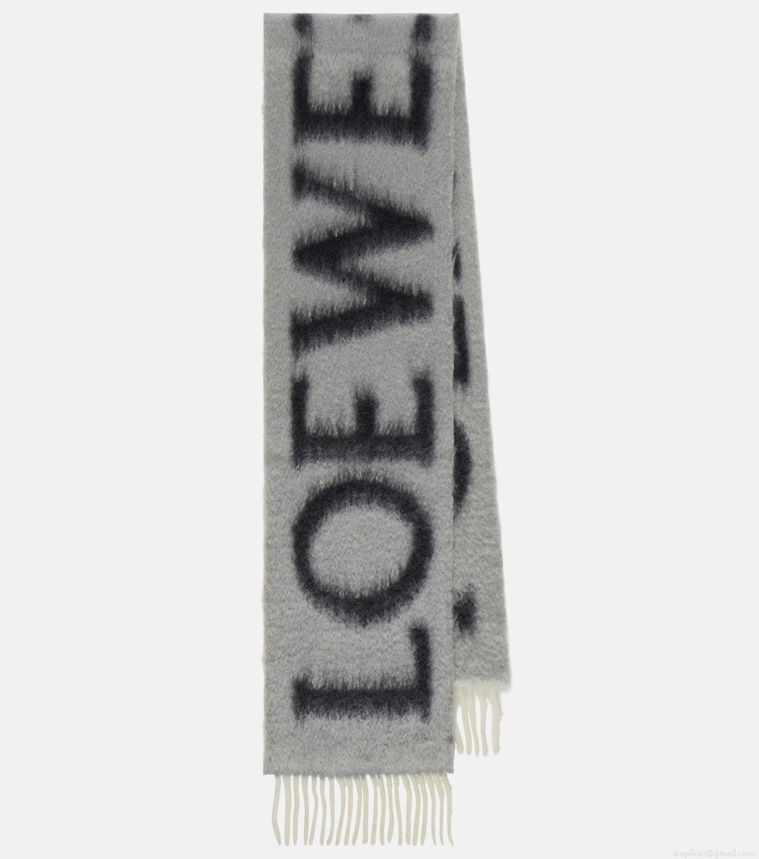 LoeweAnagram scarf