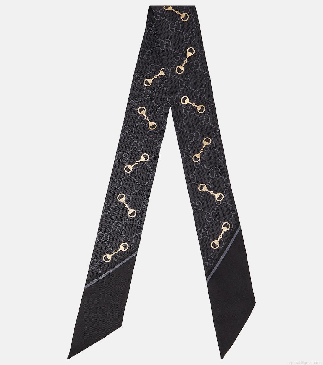 GucciPrinted silk scarf