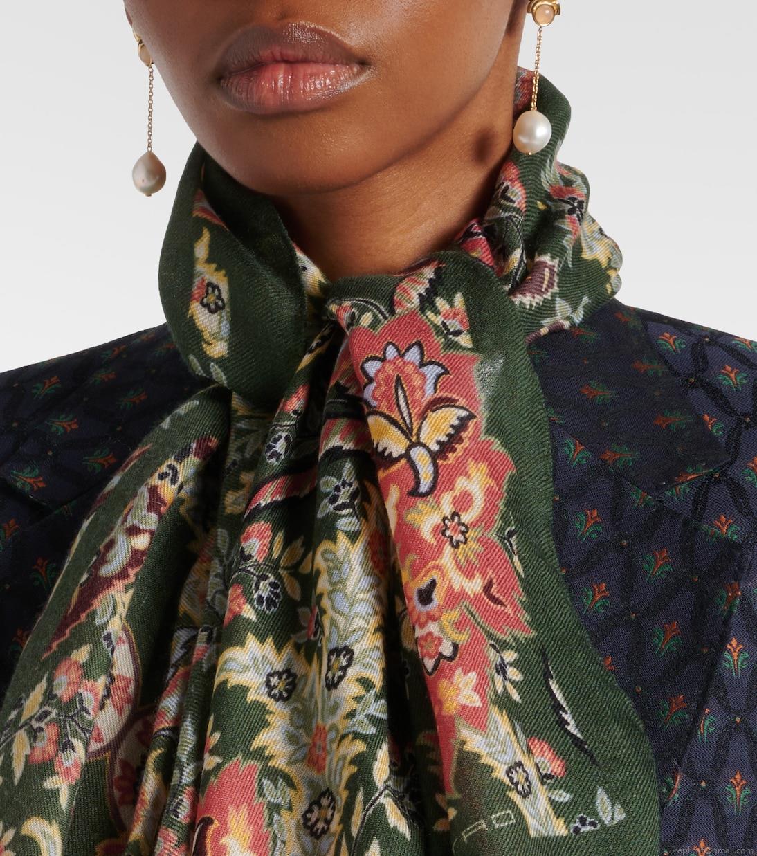 EtroPaisley wool, cashmere, and silk scarf