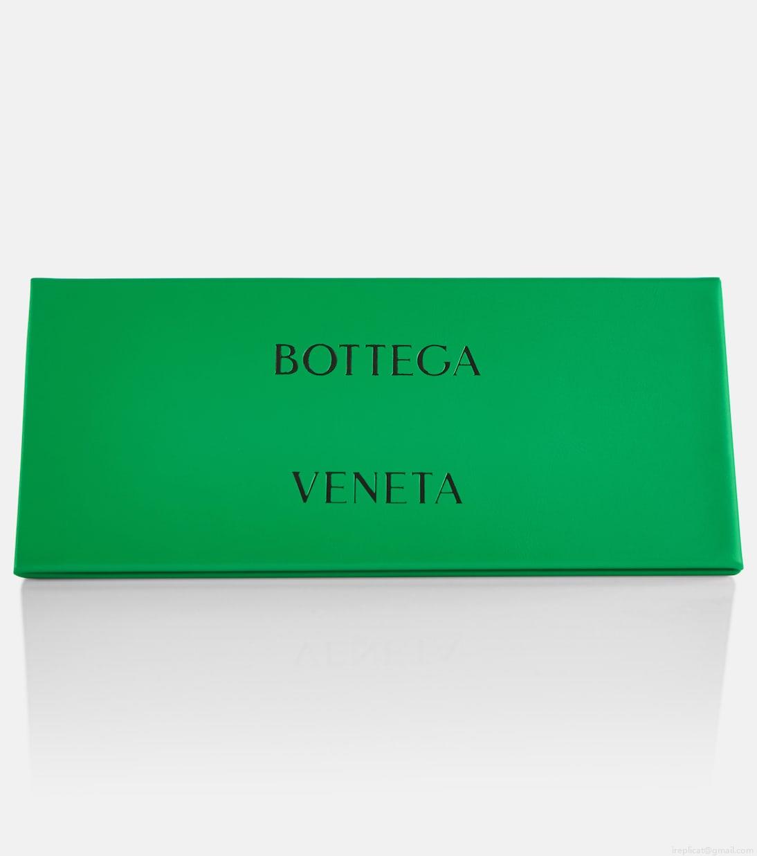 Bottega VenetaAngle cat-eye sunglasses