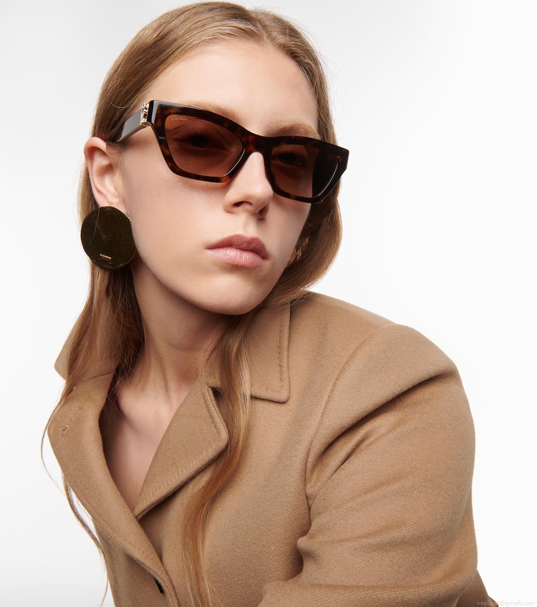 Cartier Eyewear CollectionCat-eye sunglasses