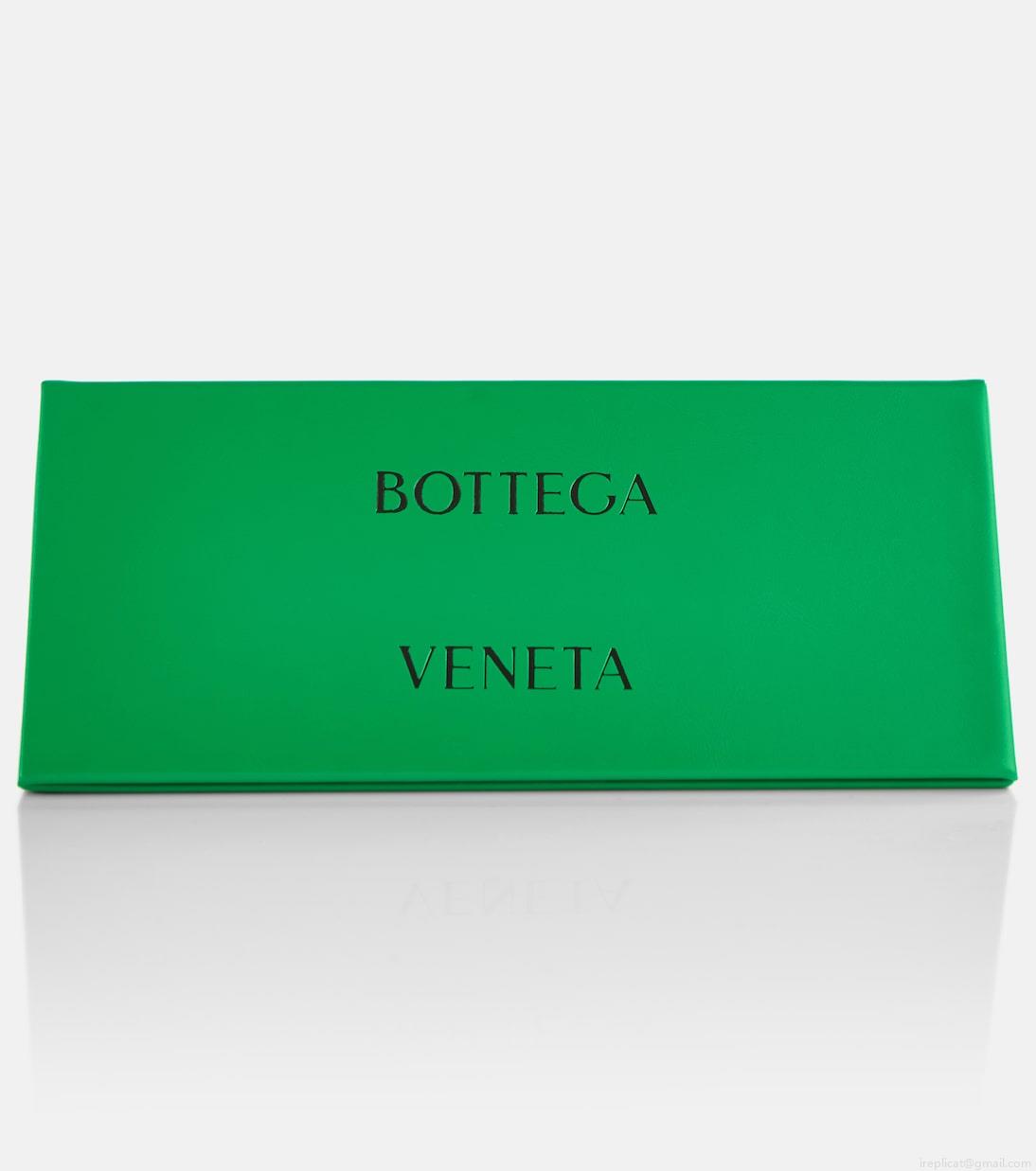 Bottega VenetaSquare sunglasses