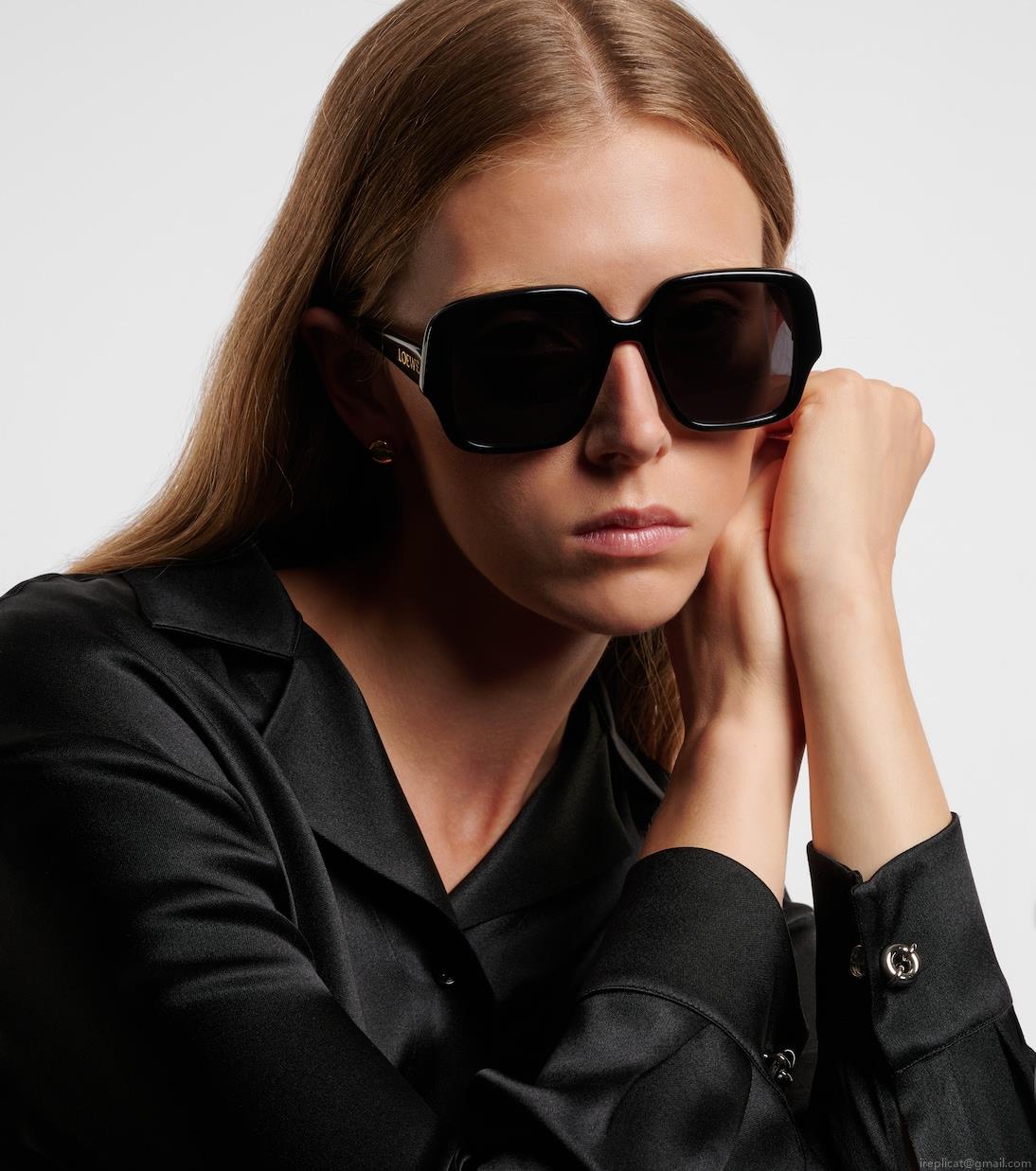 LoeweOversized sunglasses