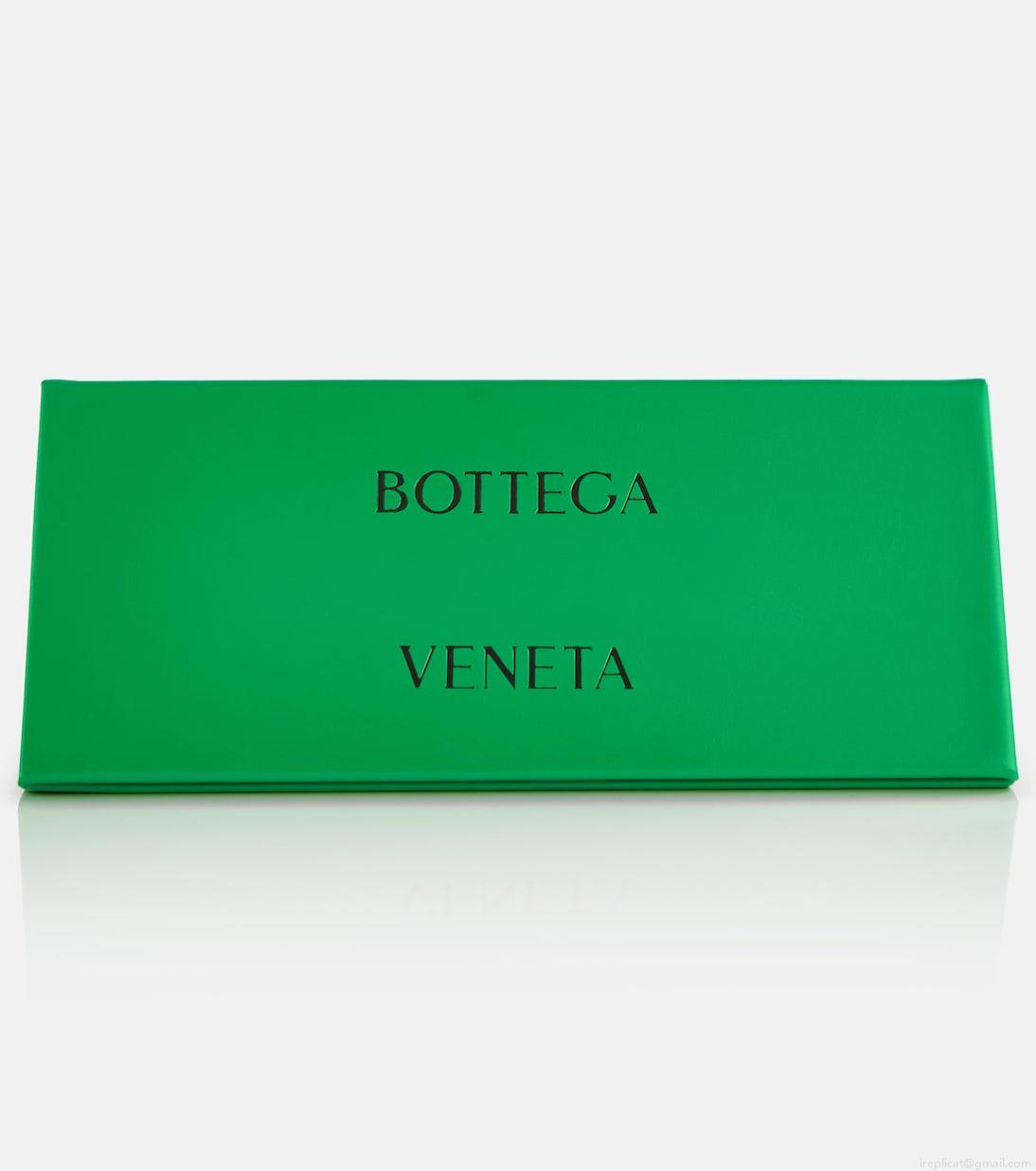 Bottega VenetaClassic aviator glasses